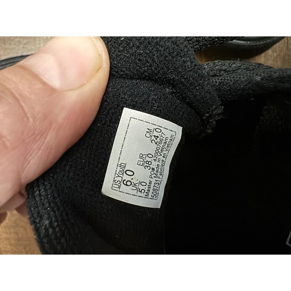 Vans All Black Canvas Lace-Up Sneakers Youth Size 6